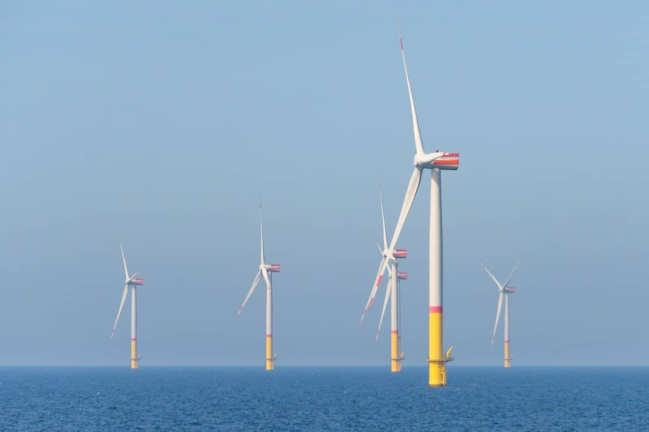 Offshore Wind Services: Planning, Commercial Management and FIDIC Expertise